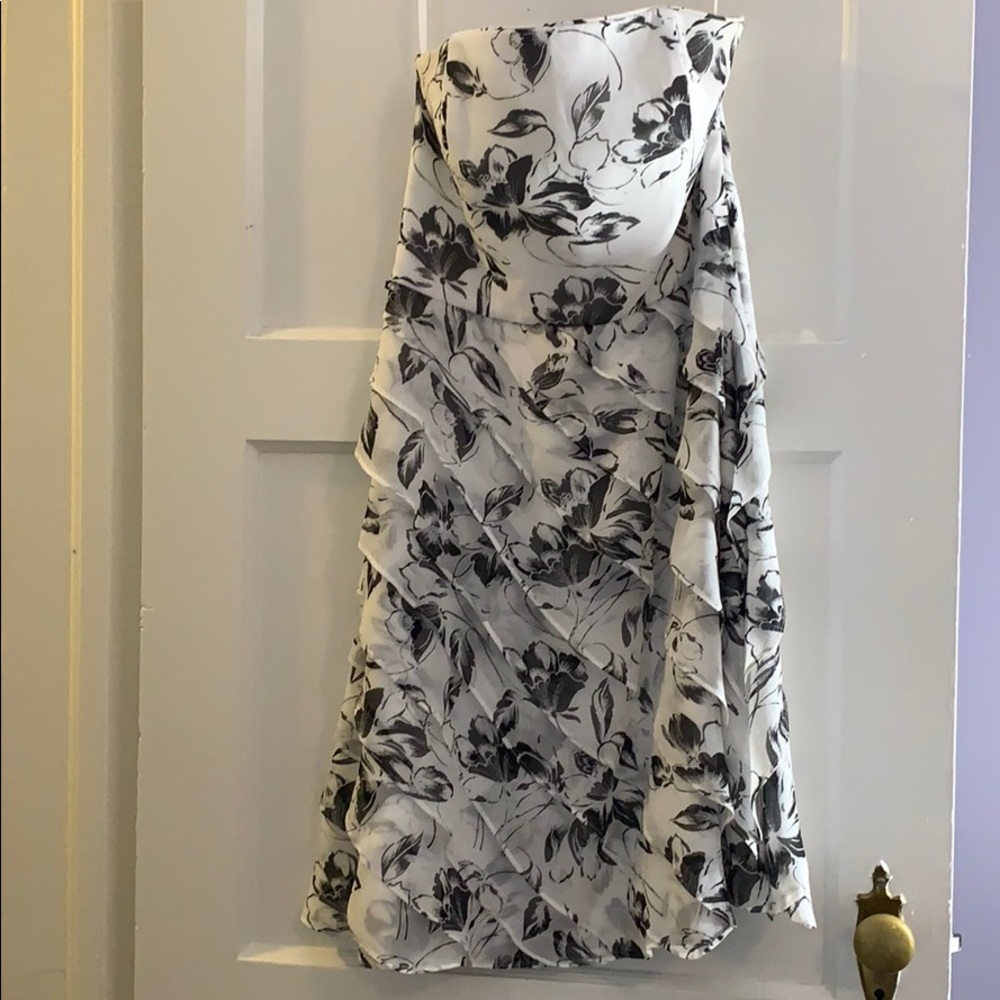 Whites house black market strapless dress